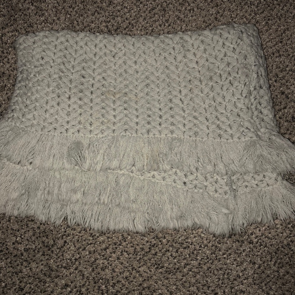 Grey American eagle circular scarf